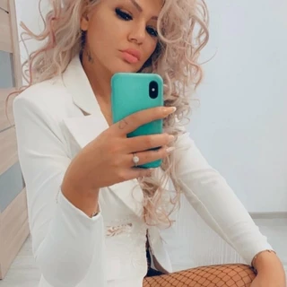 Blondina Sexxy30