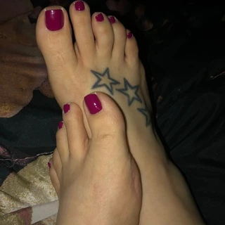 Painted Toes