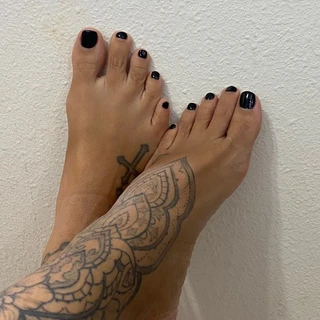 OnlyFeet