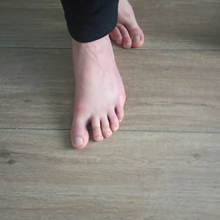 OnlyFeet