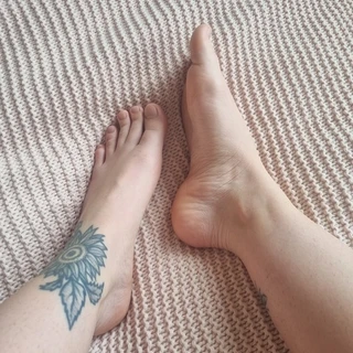 Feet Pixie