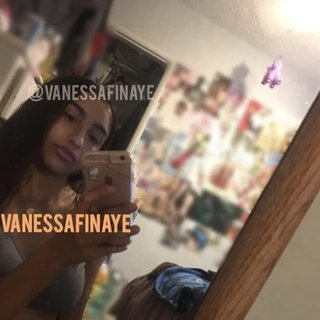 VanessaFinaye