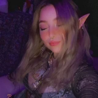 Violet pixie