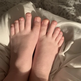 weirdfeet